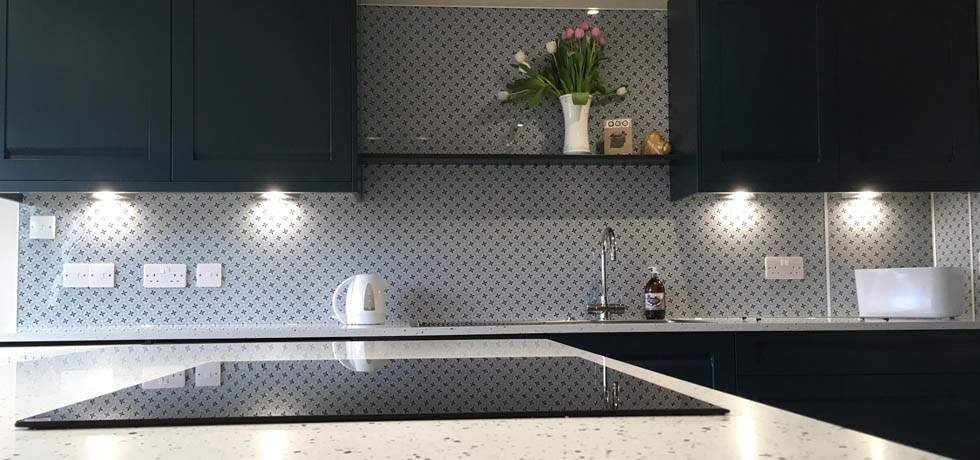 Vista splashback in Kaleidoscope Cool Blue fitted by West Kitchen Studio 